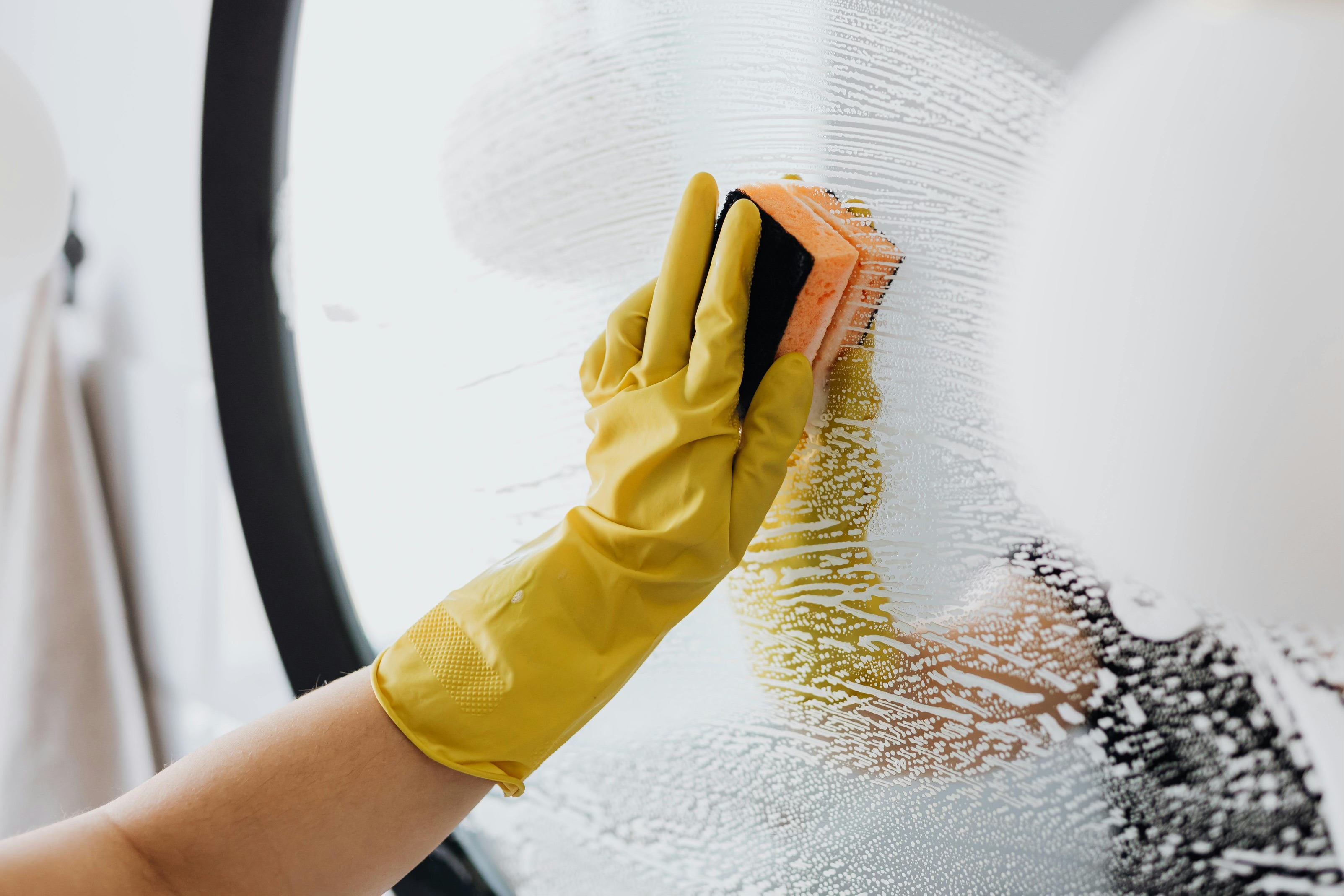 mirror cleaning